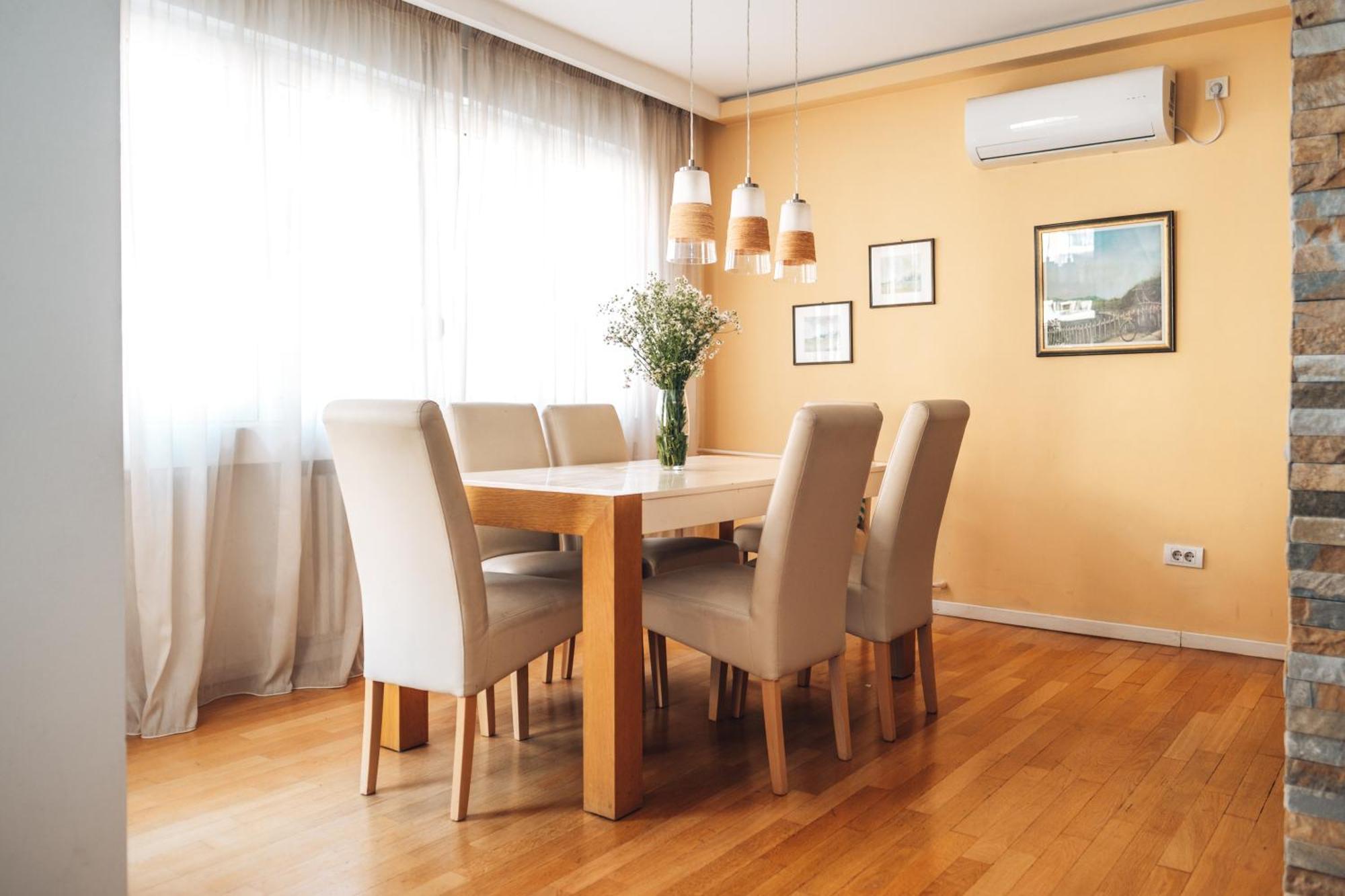 Crown Central Three Bedroom Apartment Belgrad Zewnętrze zdjęcie