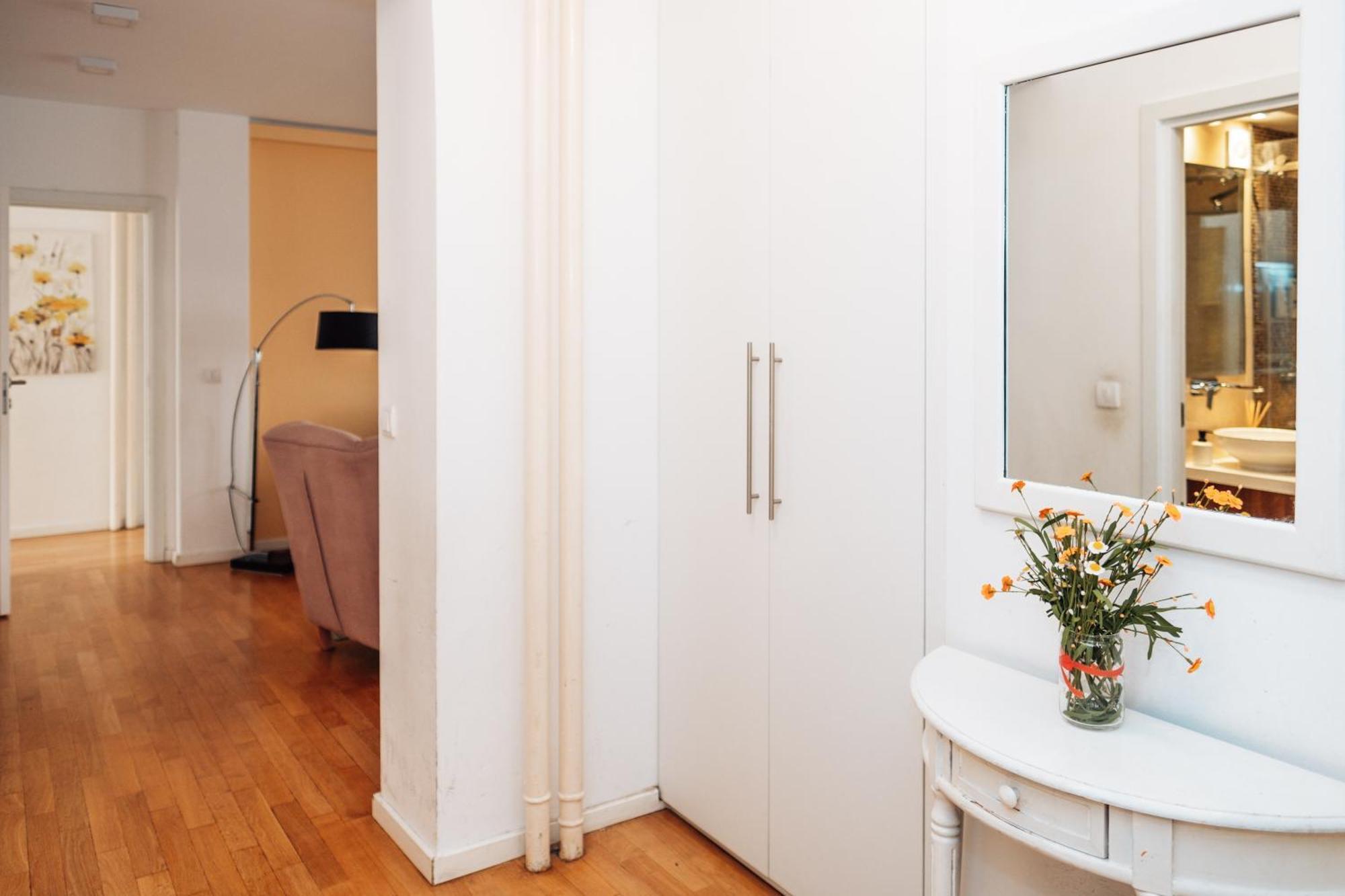 Crown Central Three Bedroom Apartment Belgrad Zewnętrze zdjęcie